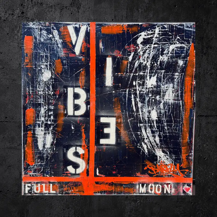 Vibes de BARFLY, tableau contemporain carré noir, blanc et orange mêlant lettres, tracés et effets de matière.